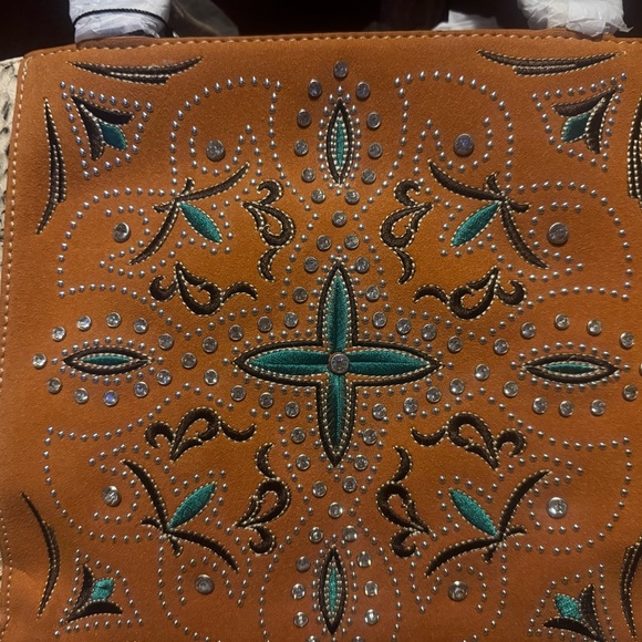 Montana West Embroidered & Rhinestone Embellished Purse w/Snake Accent - New - Picture 5 of 7